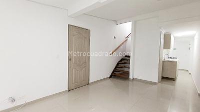 Apartamento de 3 alcobas en arriendo en Laureles, Medellín, 78 m² · foto 3 de 16