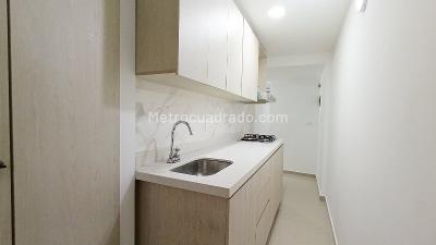 Apartamento de 3 alcobas en arriendo en Laureles, Medellín, 78 m² · foto 5 de 16