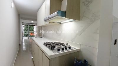 Apartamento de 3 alcobas en arriendo en Laureles, Medellín, 78 m² · foto 6 de 16