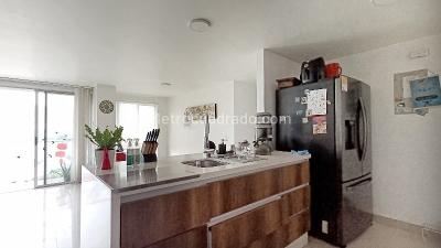 Apartamento de 2 alcobas en arriendo en Santa María De Los Ángeles, Medellín, 105 m² · foto 3 de 13