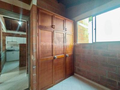 Apartamento de 2 alcobas en arriendo en La Floresta, Medellín, 45 m² · foto 10 de 18