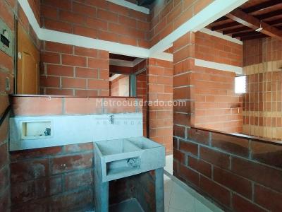 Apartamento de 2 alcobas en arriendo en La Floresta, Medellín, 45 m² · foto 15 de 18
