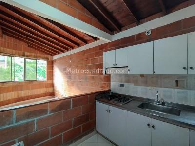 Apartamento de 2 alcobas en arriendo en La Floresta, Medellín, 45 m² · foto 6 de 18