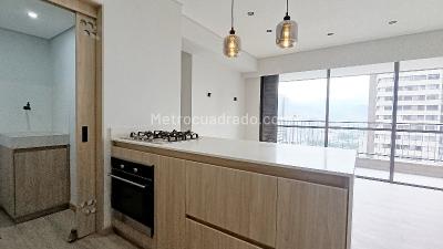 Apartamento de 3 alcobas en arriendo en El Poblado, Medellín, 72 m² · foto 7 de 17