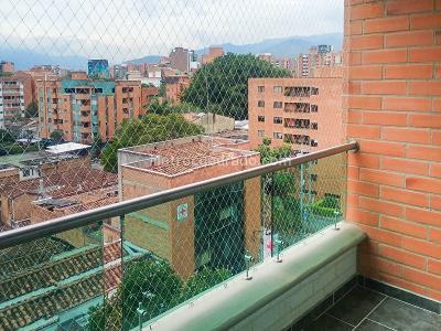 Apartamento de 3 alcobas en arriendo en Bolivariana, Medellín, 110 m² · foto 11 de 12
