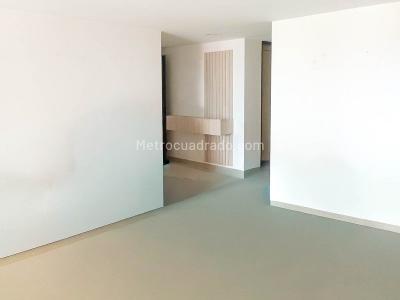 Apartamento de 3 alcobas en arriendo en Bolivariana, Medellín, 110 m² · foto 2 de 12