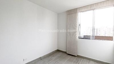 Apartamento de 3 alcobas en arriendo en Villa Carlota, Medellín, 85 m² · foto 13 de 20