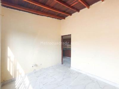 Apartamento de 3 alcobas en arriendo en Santa Lucia, Medellín, 70 m² · foto 2 de 13