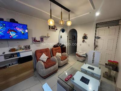Apartamento de 3 alcobas en venta en Fontibon Zona Franca, Bogotá, 41 m² · foto 6 de 10