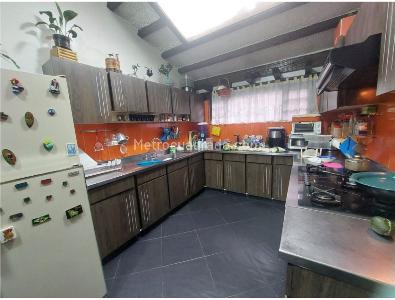 Casa de 4 alcobas en venta en Norte De Bogota, Bogotá, 255 m² · foto 5 de 15