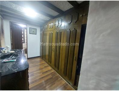 Casa de 4 alcobas en venta en Norte De Bogota, Bogotá, 255 m² · foto 9 de 15