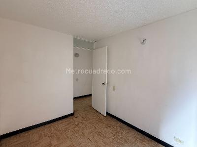 Apartamento de 3 alcobas en venta en Pradera Norte, Bogotá, 54 m² · foto 7 de 20