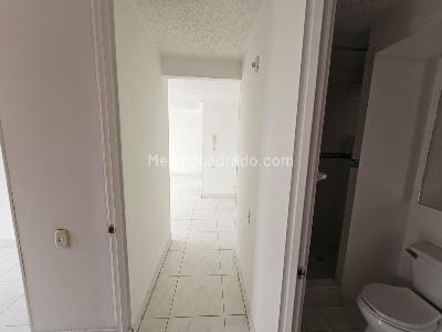 Apartamento de 3 alcobas en venta en San Antonio Norte, Bogotá, 67 m² · foto 8 de 14