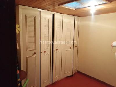 Casa en venta en Baja Leonora, Manizales · foto 4 de 14