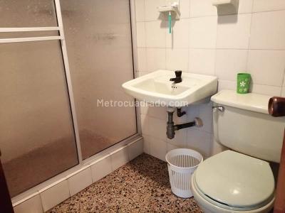 Casa en venta en Baja Leonora, Manizales · foto 6 de 14
