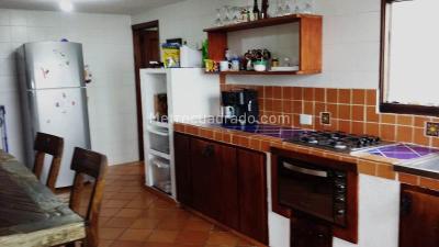 Casa de 4 alcobas en venta en Via Armenia, Manizales, 600 m² · foto 2 de 11