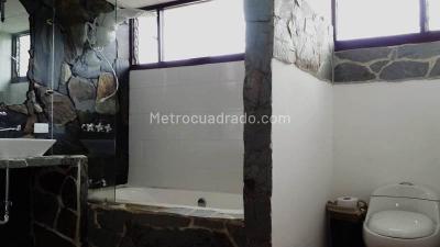 Casa de 4 alcobas en venta en Via Armenia, Manizales, 600 m² · foto 4 de 11