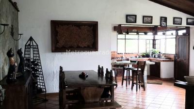 Casa de 4 alcobas en venta en Via Armenia, Manizales, 600 m² · foto 7 de 11