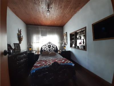 Casa de 5 alcobas en venta en Los Agustinos, Manizales, 315 m² · foto 2 de 16