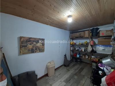 Casa de 5 alcobas en venta en Los Agustinos, Manizales, 315 m² · foto 4 de 16