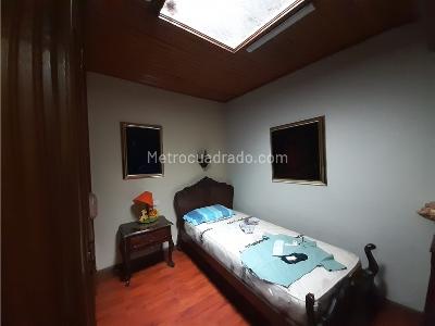Casa de 5 alcobas en venta en Los Agustinos, Manizales, 315 m² · foto 11 de 16