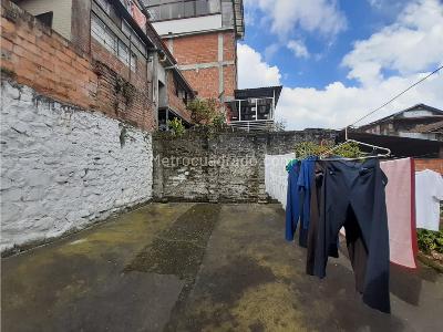 Casa de 5 alcobas en venta en Los Agustinos, Manizales, 315 m² · foto 16 de 16