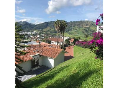 Casa en venta en El Trebol, Manizales · foto 11 de 12