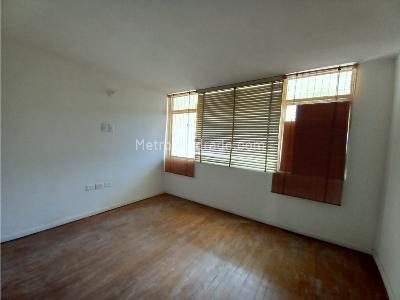 Casa de 5 alcobas en venta en La Estrella, Manizales, 290 m² · foto 10 de 20