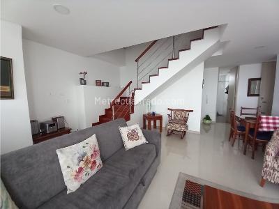 Apartamento de 2 alcobas en venta en Saenz, Manizales, 81 m² · foto 2 de 14