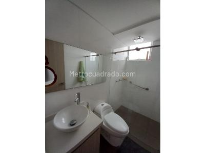 Apartamento de 2 alcobas en venta en Saenz, Manizales, 81 m² · foto 7 de 14