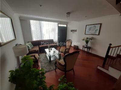 Casa de 5 alcobas en venta en Palermo, Manizales, 227 m² · foto 11 de 20