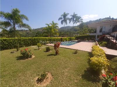 Casa en venta en San Bernardo Del Viento, Manizales · foto 4 de 20
