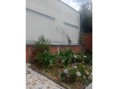 Casa en venta en Chipre, Manizales · foto 9 de 12