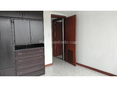 Apartamento de 2 alcobas en venta en Alta Leonora, Manizales, 79 m² · foto 2 de 18