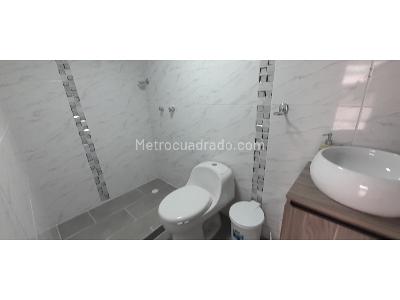 Casa de 5 alcobas en venta en Villa Luz, Manizales, 288 m² · foto 11 de 14