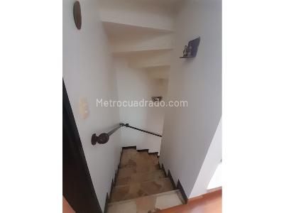 Casa de 4 alcobas en venta en Altos De Granada, Manizales, 216 m² · foto 9 de 20