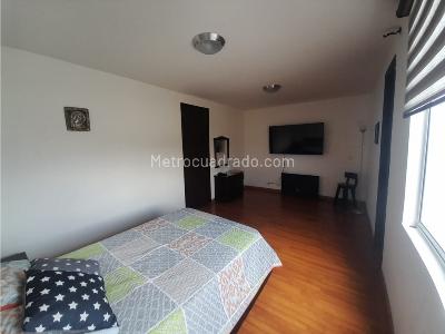 Casa de 4 alcobas en venta en Altos De Granada, Manizales, 216 m² · foto 11 de 20