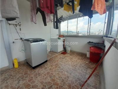 Casa de 4 alcobas en venta en Altos De Granada, Manizales, 216 m² · foto 18 de 20