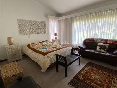 Casa de 4 alcobas en venta en El Trebol, Manizales, 440 m² · foto 3 de 12