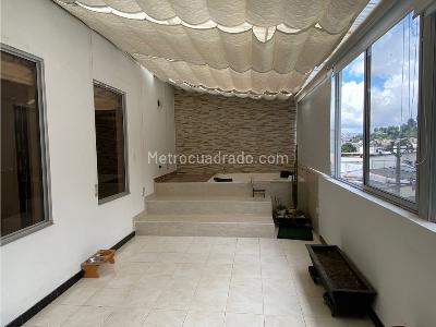 Apartamento de 2 alcobas en venta en San Cancio, Manizales, 110 m² · foto 8 de 16