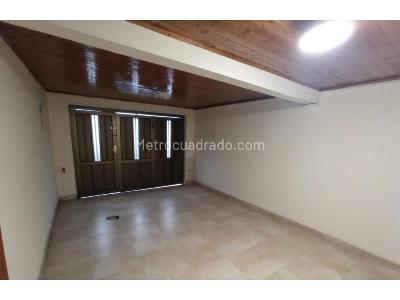 Casa de 3 alcobas en venta en Los Alcazares, Manizales, 200 m² · foto 16 de 20
