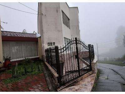 Apartamento en venta en La Francia, Manizales · foto 7 de 9