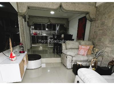 Casa de 3 alcobas en venta en Los Alcazares, Manizales, 160 m² · foto 8 de 18