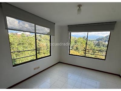 Casa en venta en Versalles, Manizales · foto 2 de 15