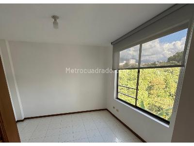 Casa en venta en Versalles, Manizales · foto 4 de 15