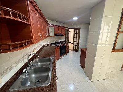 Apartamento en venta en Panorama, Manizales · foto 6 de 9