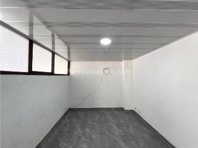 Apartaestudio en venta en Los Alamos, Manizales · foto 3 de 9