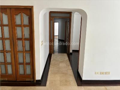 Apartamento de 4 alcobas en venta en San Cancio, Manizales, 150 m² · foto 3 de 11
