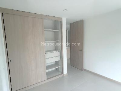 Apartaestudio en venta en Baja Suiza, Manizales, 38 m² · foto 3 de 13