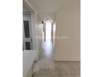 Apartamento de 3 alcobas en venta en La Francia, Manizales, 62 m² · foto 2 de 13